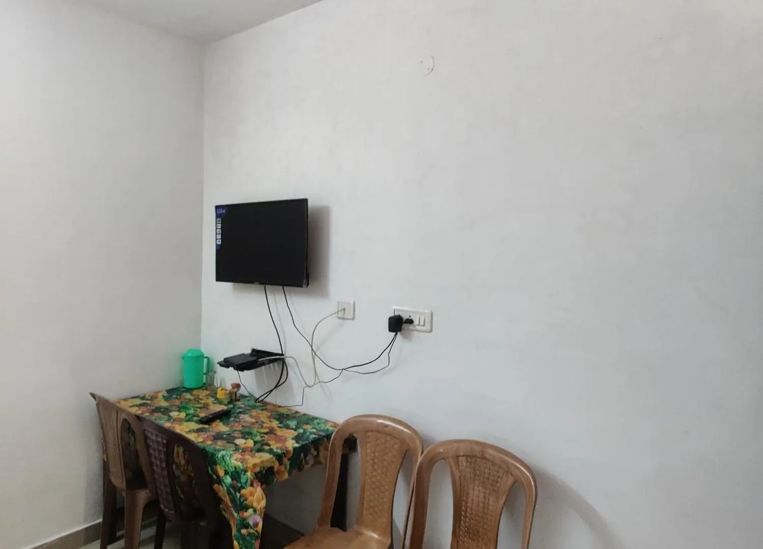 Farm stay Sunleo Villas Anachal