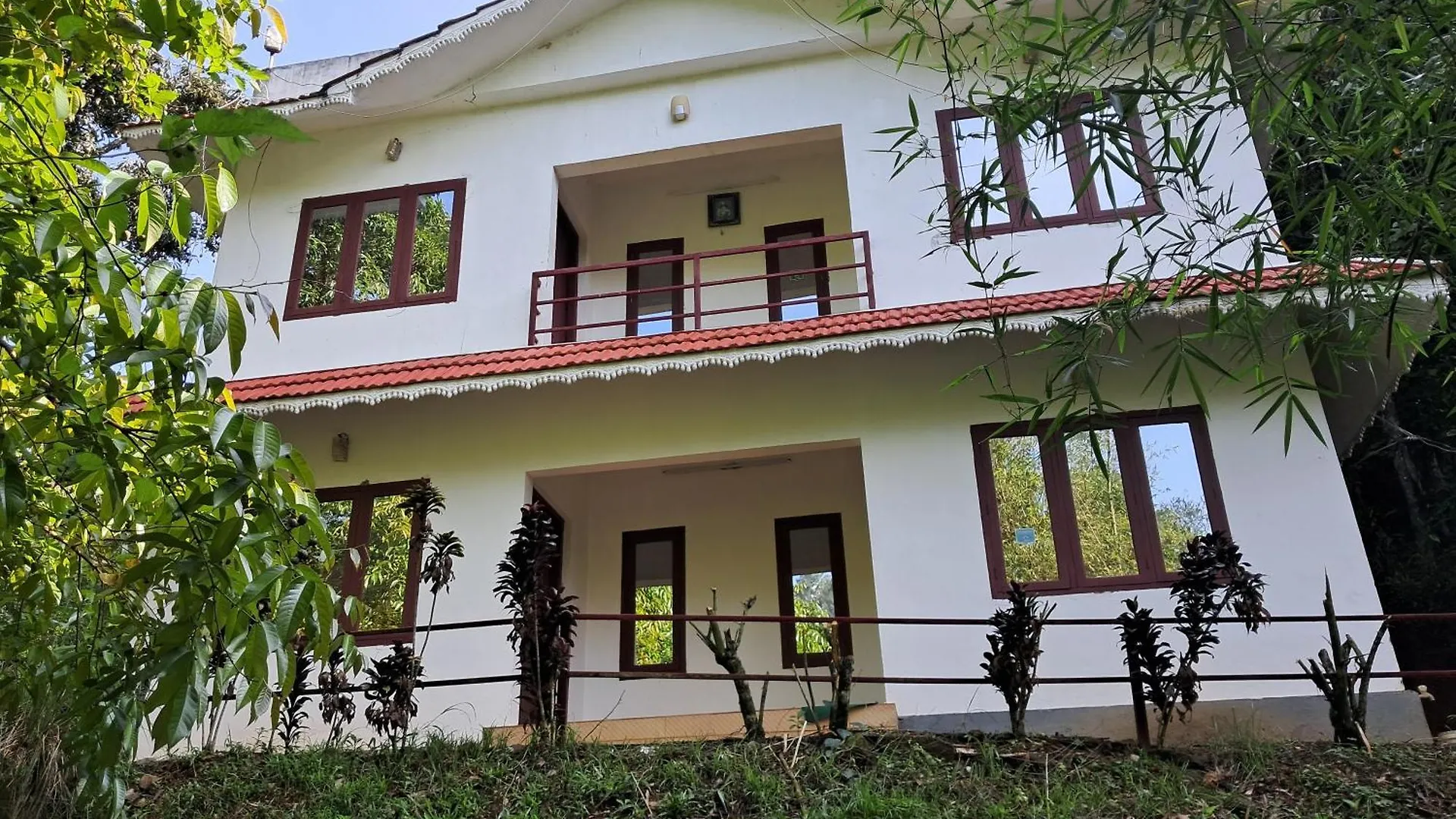 Sunleo Villas Anachal India